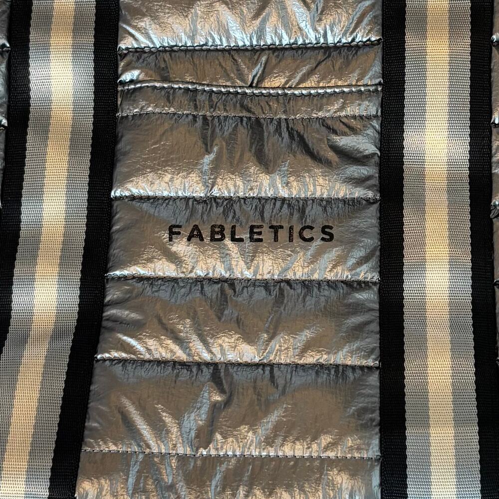 NWOT Fabletics Large Quilted Tote Gym Bag Metallic Gunmetal - Picture 5 of 13